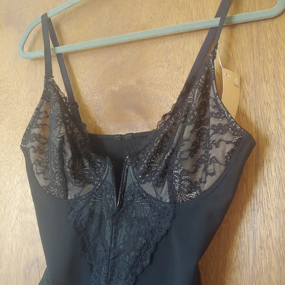 NWT Popilush Black Floral Lace Deep V Shapewear Thong Tummy Control Bodysuit - Picture 4 of 16